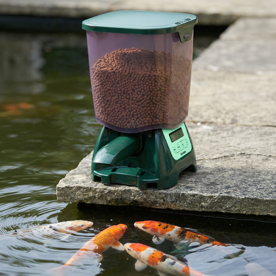 Fish Mate 7-litre Automatic Pond Fish Feeder (P7000)