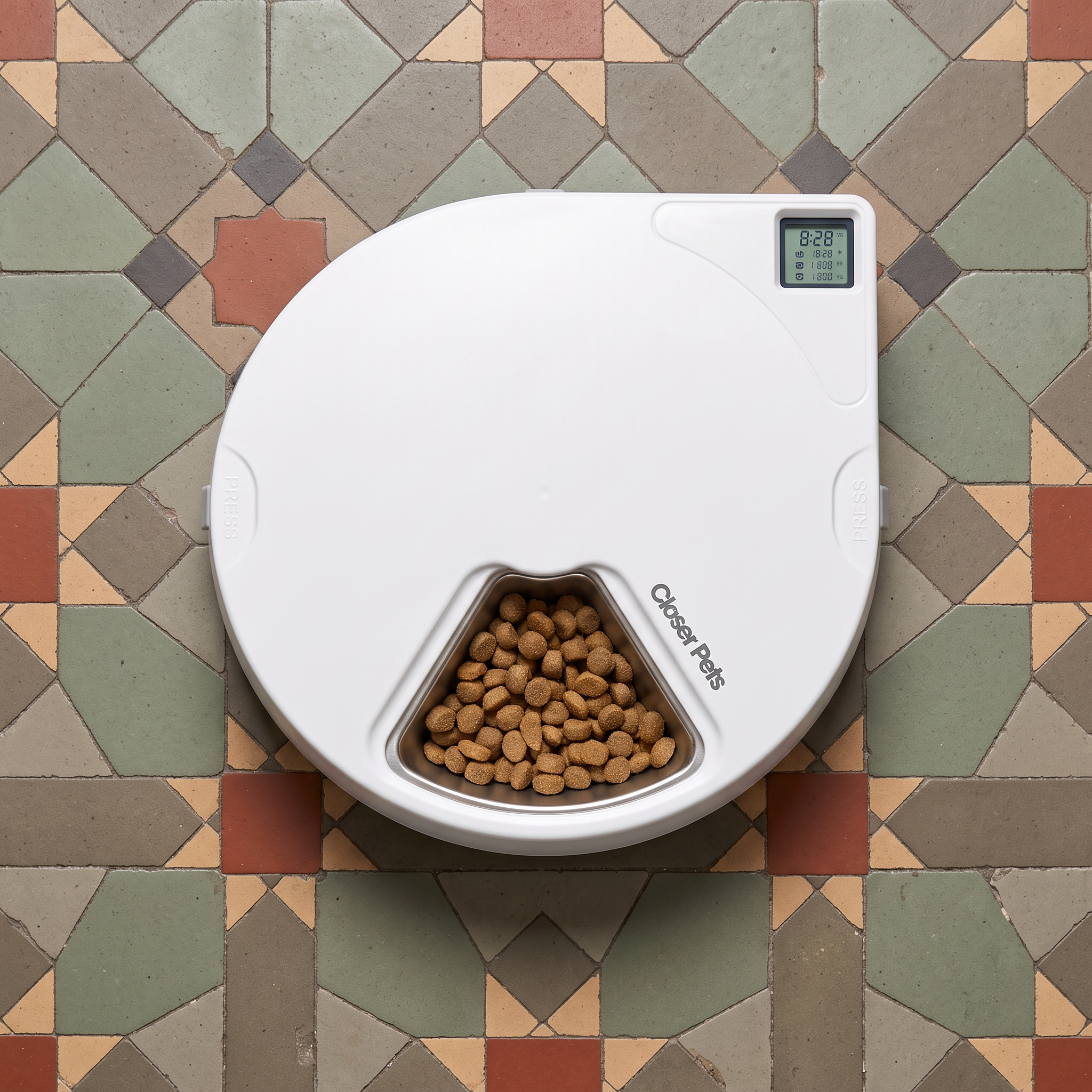 Closer Pets Five-Meal Automatic Pet Feeder with Stainless Steel Bowl Inserts (C500)