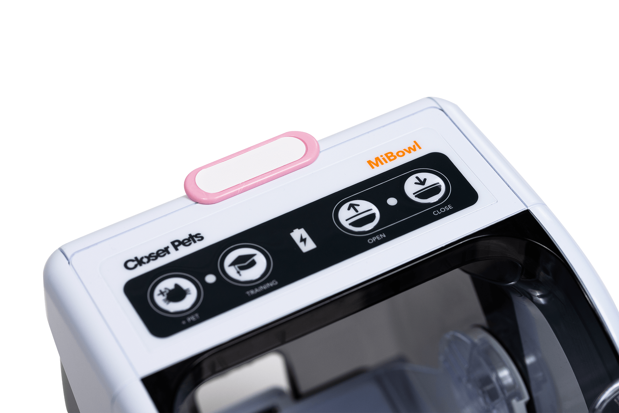 A close up view of the white top of the Mi bowl feeder which displays the black and white contrasting control panel, the microchip reader as well as featuring the Closer Pets branding in dark coloured text